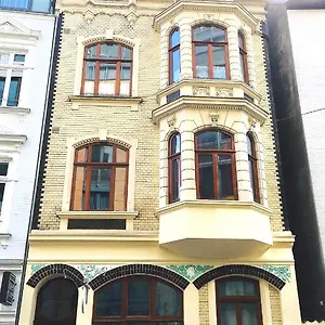 Appartement Jugendstilhaus Riverside City Fuer Urlaub Und Business, BRE